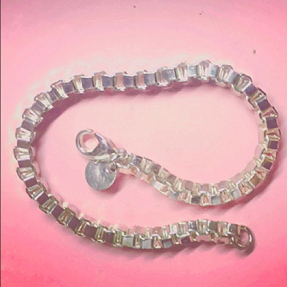 Valenti Sterling Silver Italian Box Link Bracelet